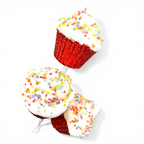 Pick with Red Cup Cakes